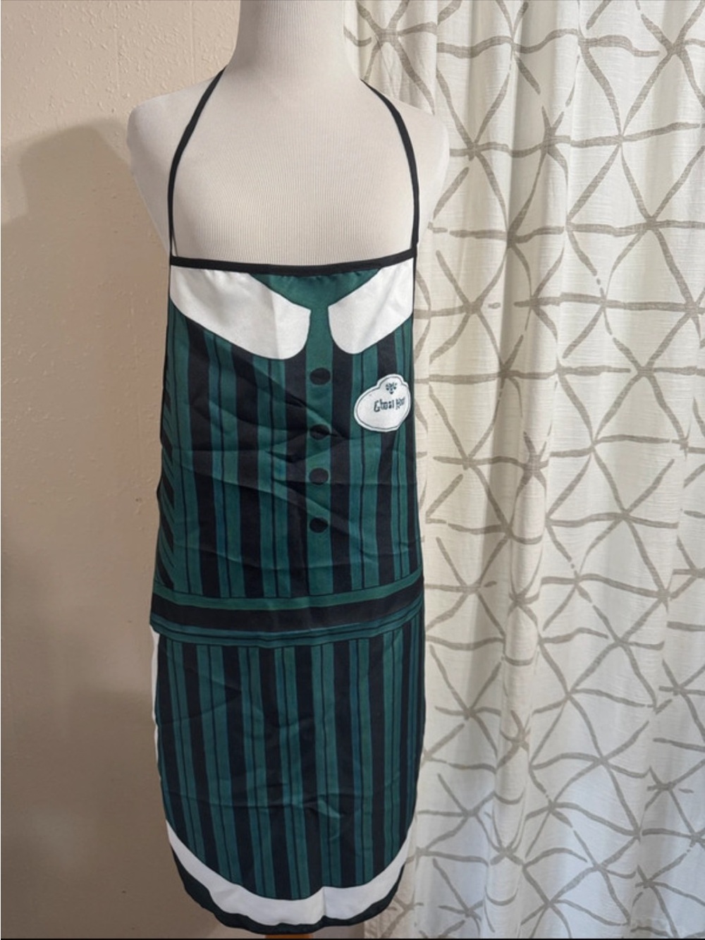 Green Striped apron with Embroidered Patch
